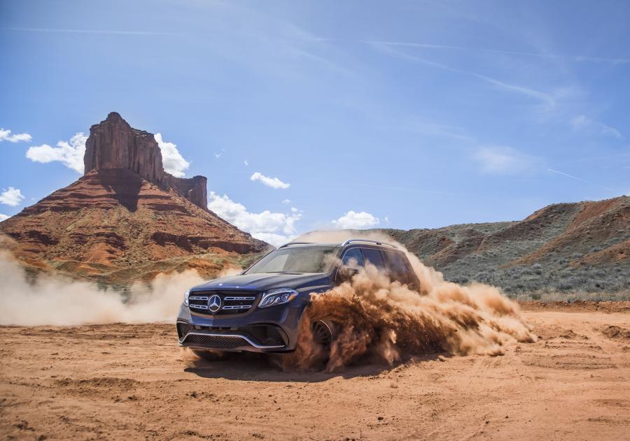 Mercedes-AMG GLS63 4Matic 2016 года  (US) (фото 27 из 30)